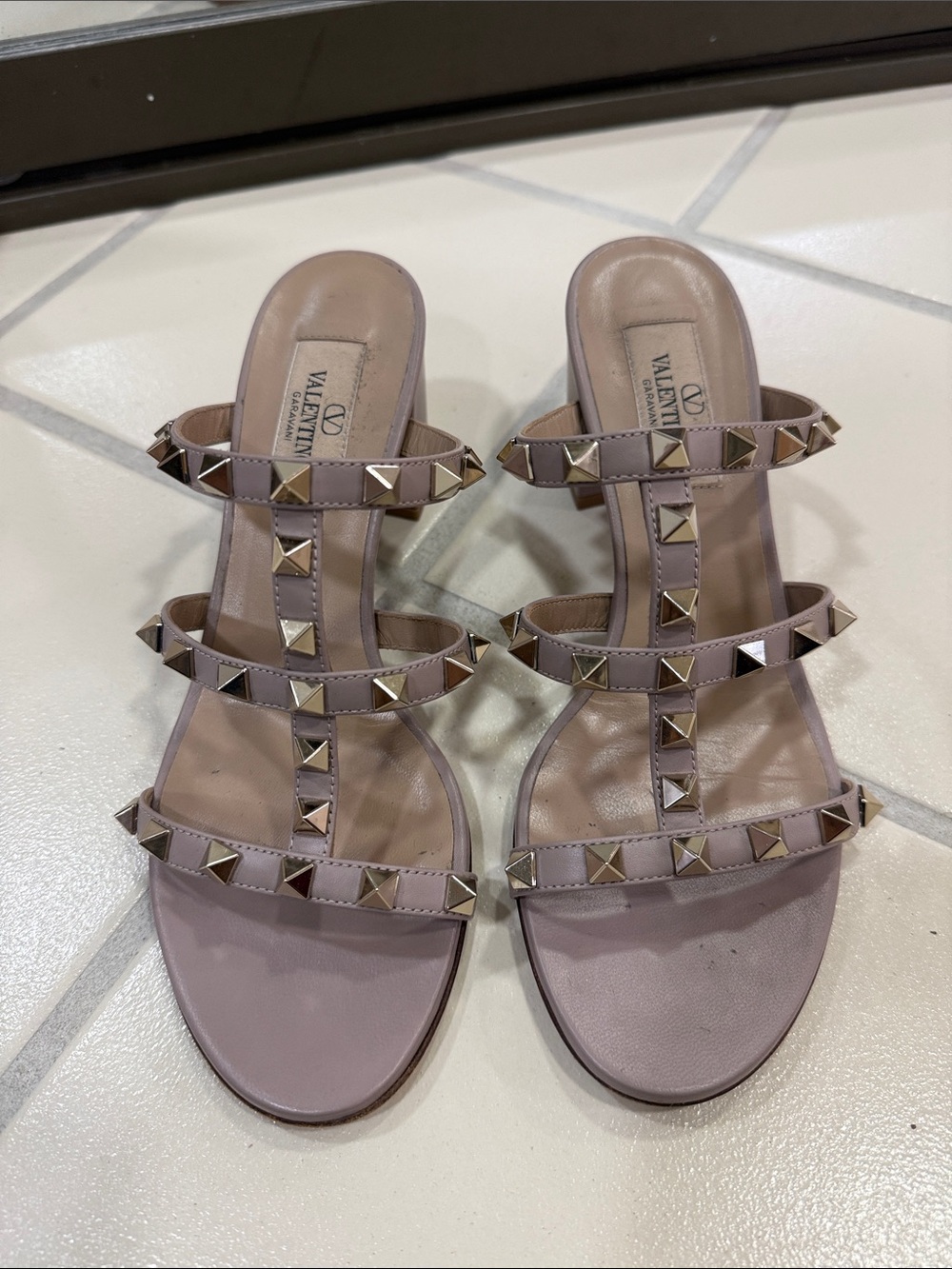 Valentino Garavani Studded Triple-Strap Sandal - Mauve Pink